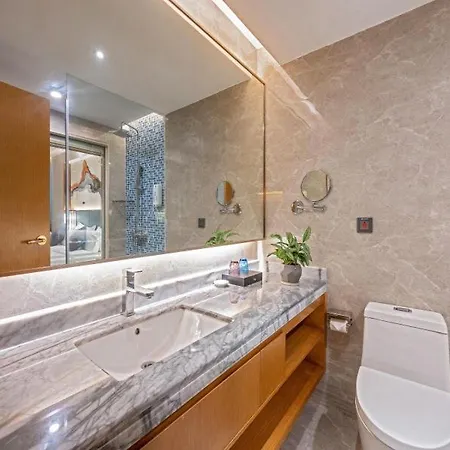 Tree Zhu Hong Qi Shang Wu Branch تشوهاى