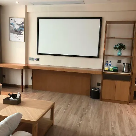 فندق Tree Zhu Hong Qi Shang Wu Branch 3*