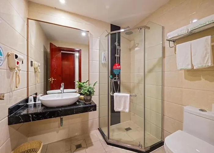 Tree Zhu Hong Qi Shang Wu Branch 3* Zhuhai