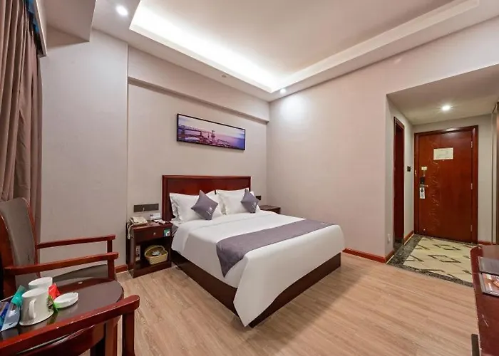 Tree Zhu Hong Qi Shang Wu Branch 3* Zhuhai