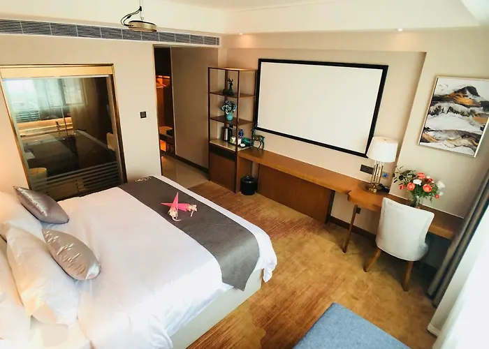 Tree Zhu Hong Qi Shang Wu Branch Hotel 3*